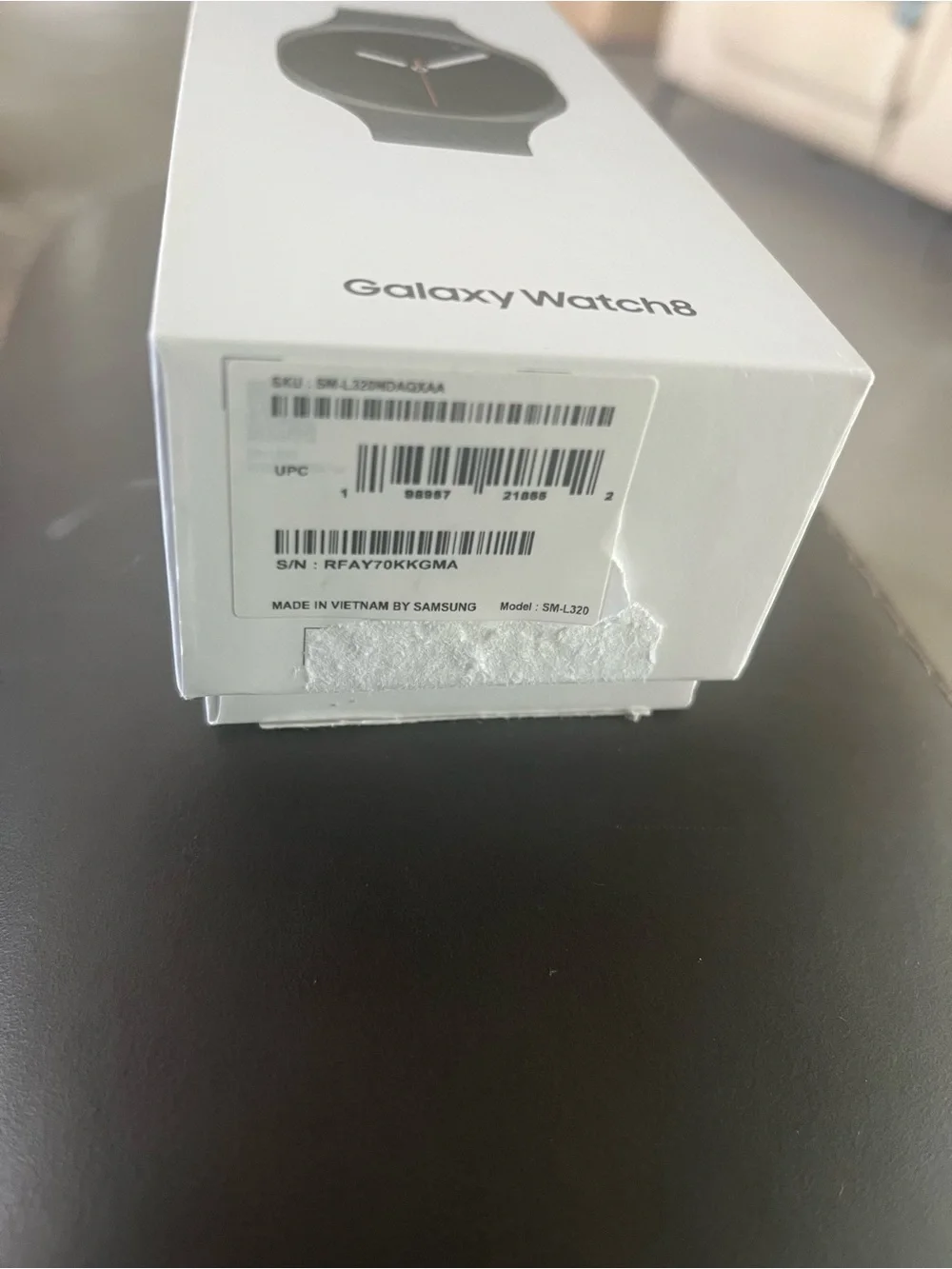 NIB Samsung Dark Gray Round Smartwatch with Silicone Band
